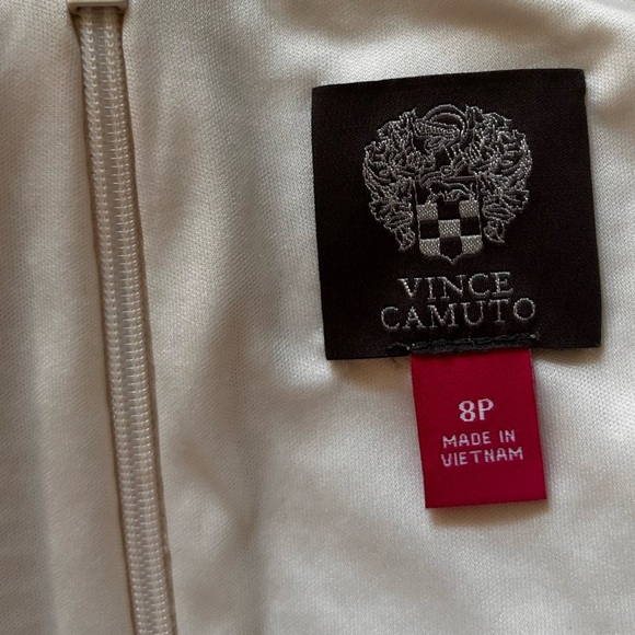 Vince Camuto Women's Size 8P White Bridal Sequined Sheath Side Ruche Dress NWT - Picture 11 of 12